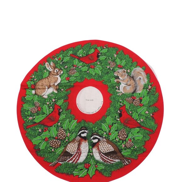 Cranston Print "A Wildlife Christmas" Cut and sew wreath - Picture 1 of 3